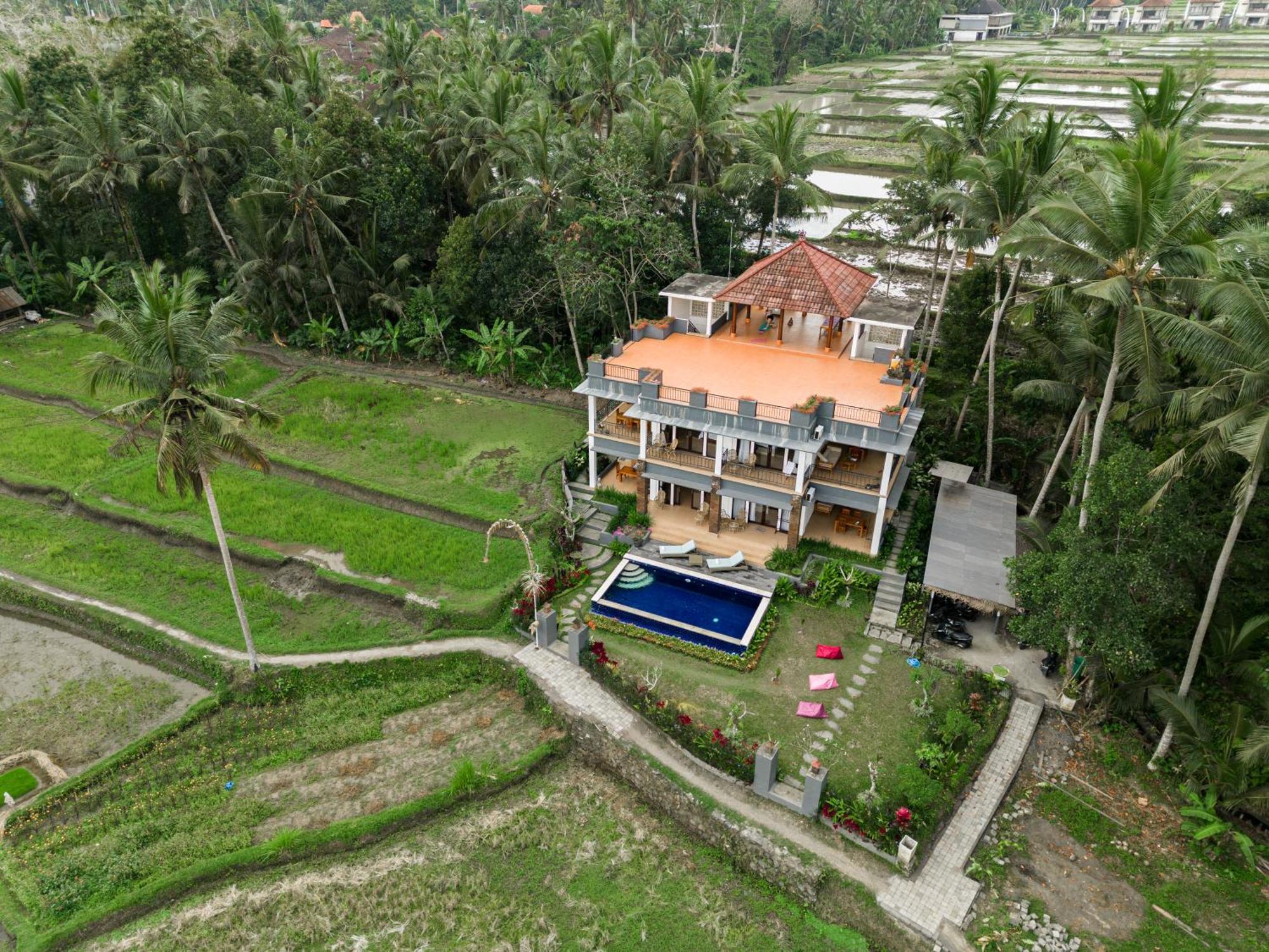 Adhidrawa Ubud Екстериор снимка